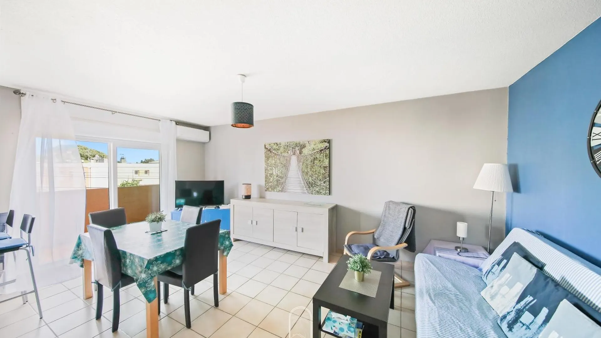 Hyeres Proche Centre - Appartement 1 Chambre Clim Pk Wifi By Hc Apartamento